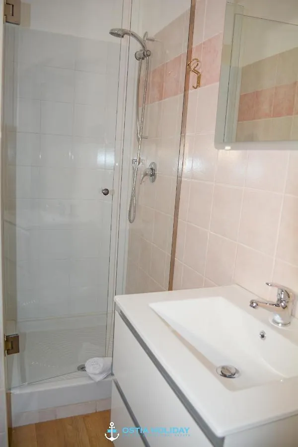 Apartment Ostia Holiday Acton